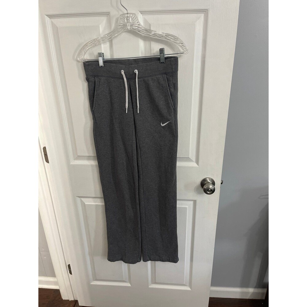 Nike Women’s Club Swoosh Fleece Pants Size XS Gray